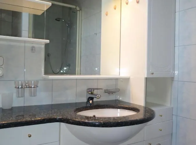 Lägenhet Liftblick By Interhome Neukirchen am Großvenediger